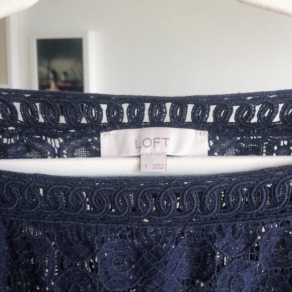 LOFT Lace Top - Picture 4 of 4